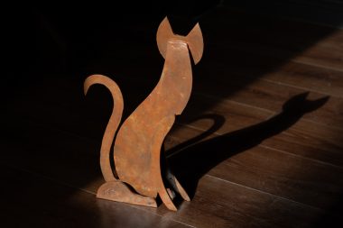Cat Bronze Seamus Connolly tan brown Ireland Bronze statue bronze foundry Irish art original Irish contemporary art Kilbaha Gallery Seamus Connolly Ireland contemporary art Interiors